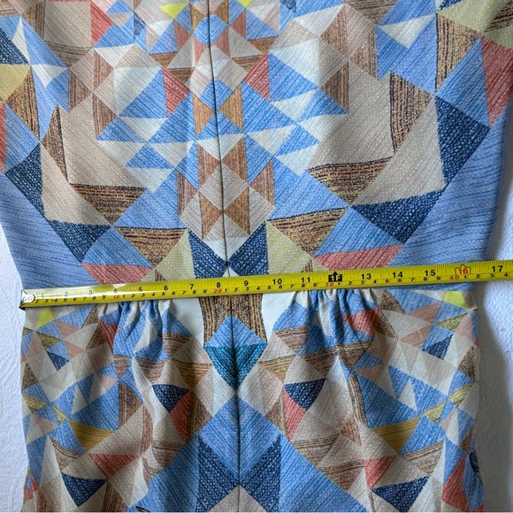 BCBGMaxAzria Geometric Print Midi Dress Sleeveless Pastel Blue Coral Accents 10 - Picture 5 of 13